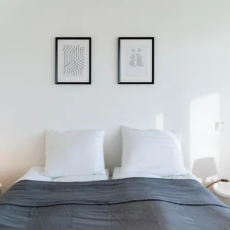 Hvc Runeberginkatu 4 *